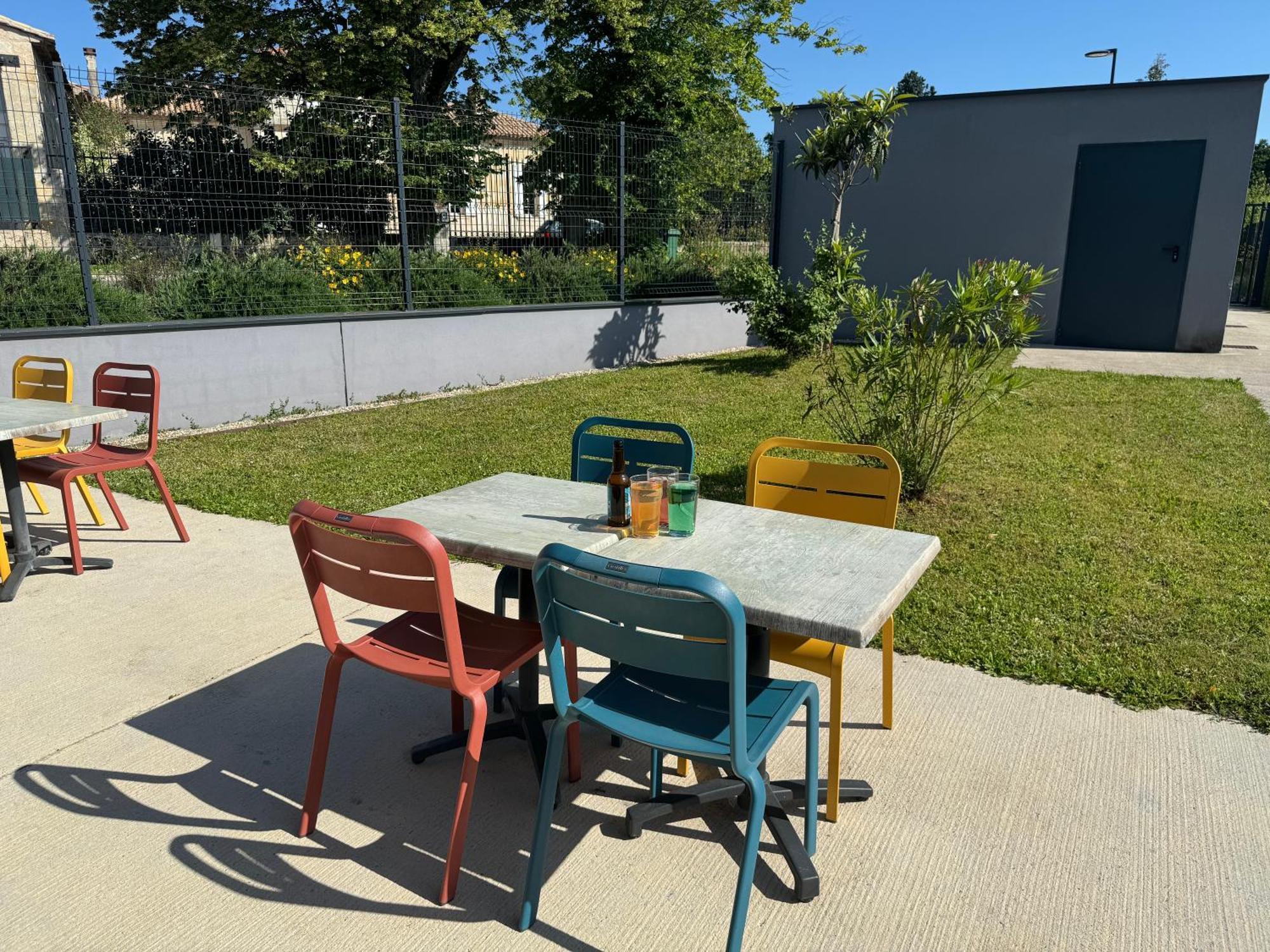 Kyriad Bordeaux Nord Sainte Eulalie Exteriör bild